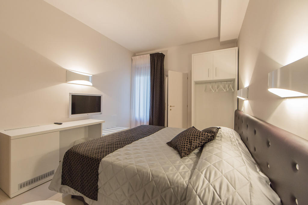 Hotel Delta Montevarchi Habitación foto